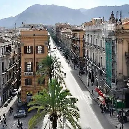 Dolce Casa Centro Storico Di Palermo New 2023 Apartment Exterior photo